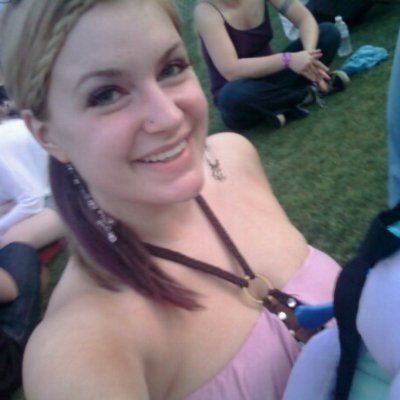 DinoliaPij4186's profile picture. 