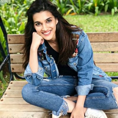 kartikxkriti Profile Picture