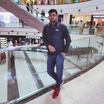 Manishthak68076's profile picture. 