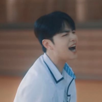 junhoe @tkwpcnfak #junhoe #จุนเน่ #junchan #gugununu 
#Ikon เพลง=งานรอง