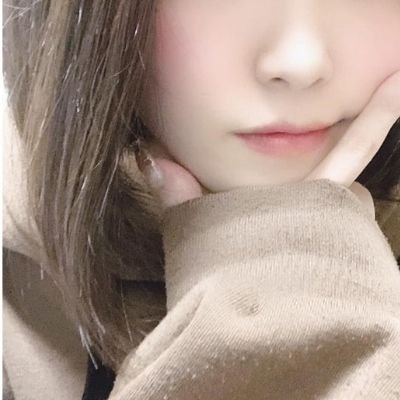 お互い癒しあえたらいいよね♡!!同じような人探してまーす( ˘ ³˘)♥気になったら絡みに来てください(pq´v'*))゚