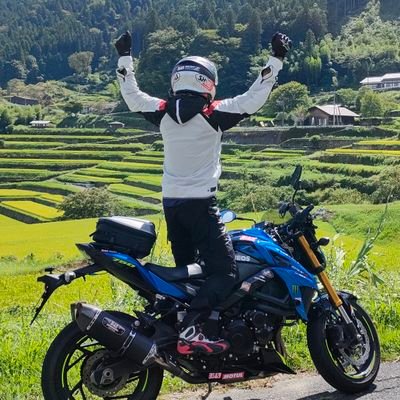 尾張北部 小牧育ち犬山在住アラフィフライダー
MBX50F→Ninja 250SL→GSX-S750
無言フォロー失礼&歓迎します♪
#スイーツライダー教団 No.59
#GSXS750
https://t.co/EjvPePq5yx