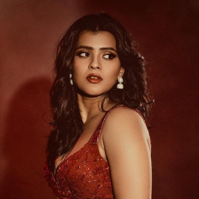 Hebah Patel Profile