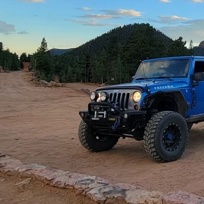 Aircraft Tooling Engineer/ Trader/ Investor/ Real estate/ Jeeper. Hands in everything! Don't learn what you won't do, so just do it all! Not a Financial advisor
