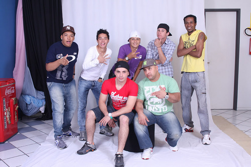 Grupo de Samba e Pagode da Cidade de Santa Maria-RS, Faz um pagodinho pegado sempre com muita humildade, caminhando um Passo da Cada vez almejando o Sucesso.