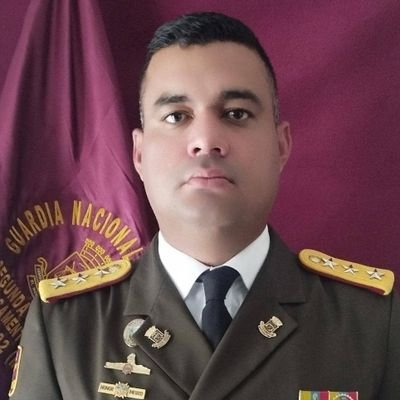 Cuenta Oficial del Comandante de la 3era Compañía del D-222 CZGNB22 Mérida.
Su Cmdte. Cap. Perez Davila José Neptali