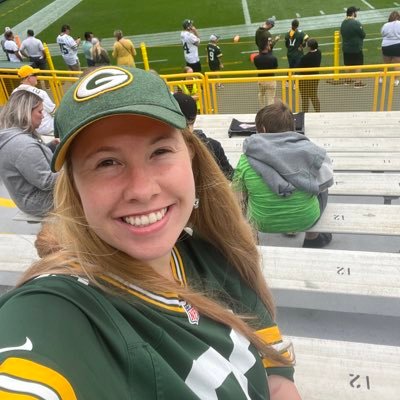 She/her • Packers owner 🧀 • Jordan Love stan account