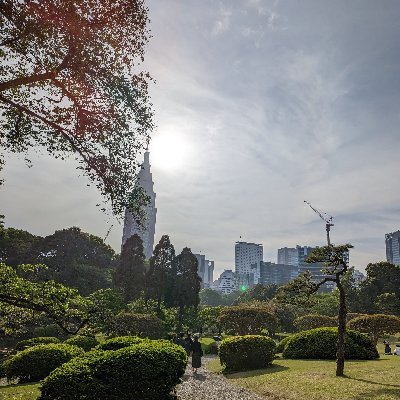 t4xGENG8CwotiqE's profile picture. 最近はあんまりやれてませんが、イニブプレイヤーです。1児のパパ😇

イニブはフルアーマーガンダム、ヴィクトリーメインで乗ってます。

連ジからやっててネクスト以降はやったりやらなかったりです。連ザが一番やったかなぁと思います😇

金魚や錦鯉や鮒などの飼育も趣味です！

宜しくです！