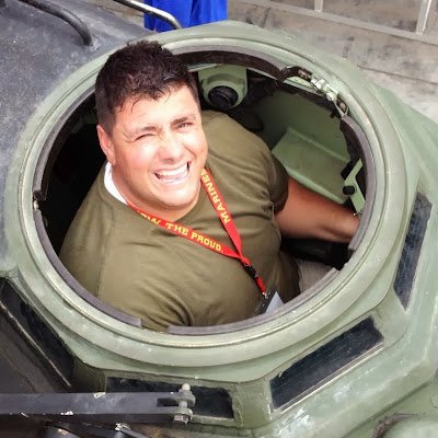 HuddleStrong's profile picture. 