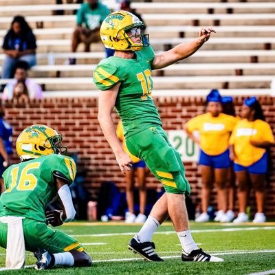 478📍☘️ DHS c/o ‘24 | Kicker | 5’10” | 170lbs | 2023 stats: PAT’s made 52/56, 4 touchbacks, 1/2 field goal, 2 tackles, 1 fumble recovery | NSHSS Member