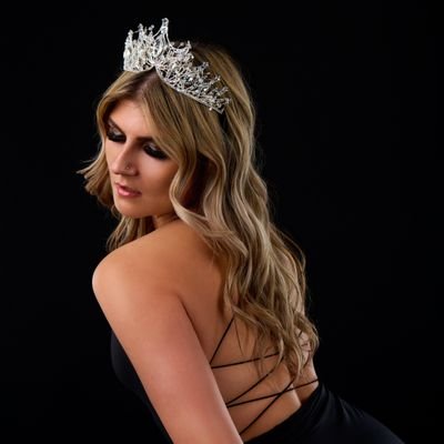 🇨🇦🎥Camming Content Creator.
Your baby girl you know you want to spoil
