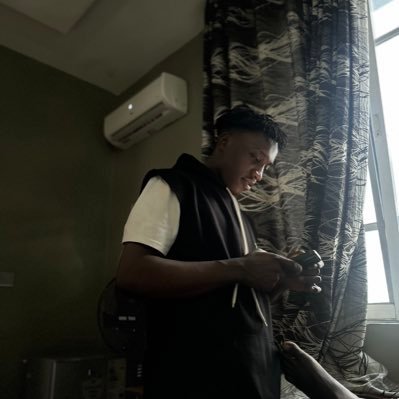 AyomideOlu3323's profile picture. I’m an Artist 👨‍🎨 and I’m also Talented in anyways 😎❤️