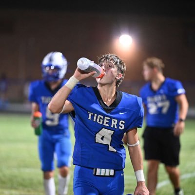 QB/WR/SAFTEY c/o 24 ,4.8 40 ,30.5 inch vert