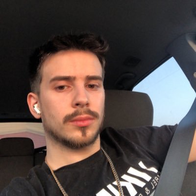 ♐️ /🇵🇷/ 18+/ Gamer / PHD in yapping / Live on Tiktok @ cerbbyy