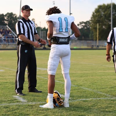 Class 2025 Quarterback | Two sport athlete | 6’2| 170lb | Westmoreland high school (VA) | 3.7 GPA | NCAA ID #2307958973 - jordantolson11@gmail.com/ 804-456-7678