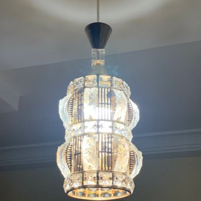 NEUMALL-LIGHTINGS IMPORT, EXPORT AND CONTRACTS. Dealers in light and lightning Materials, Electrical Equipments, Interiors Decorators, Cable, Transformer E.T.C