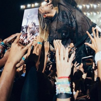 08Kim1aya7's profile picture. Next▷▶︎2025.08.16-17 Fall Out Boy/2025.10.26 Oasis/雑垢主に洋楽バンドのこと呟く/exotic animals/🌈🐭🐿️/🐭🦎🦎/Aquarium🐟/FALL OUT BOY/EMO