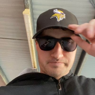 Australian - Mainly here for Minnesota Vikings & Essendon Bombers stuff- into anything sport related and carry a good outlook to everything - Never Give Up