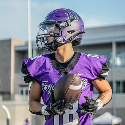 Fayetteville High School| Football & Track| 24 🎓| 5’11 157 WR | 4.37 40yd dash | 17 y/o | 2x Track All State| Juco-Product!