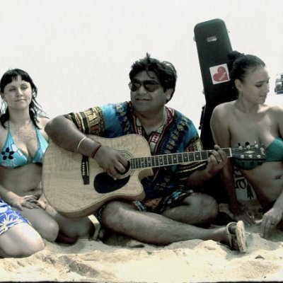 Singer-Songwriter-Musician from Delhi, India. Sings about Love and Peace. Follow me to get my latest music and updates.