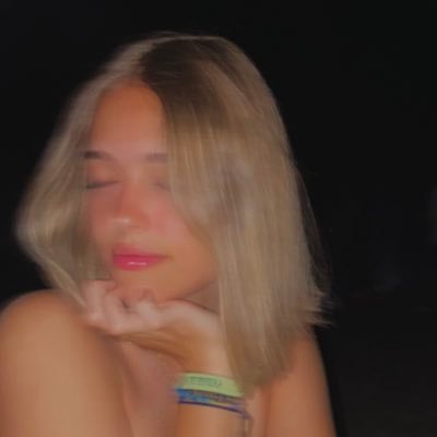 ⠀ ⠀ ⠀⠀ ⠀periodista y publicista en proceso 🌺🥥 ⠀⠀ ⠀⠀ ⠀⠀ ⠀⠀