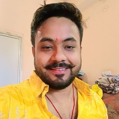 सब सुख लहै तुम्हारी सरना तुम रक्षक काहुँ को डरना