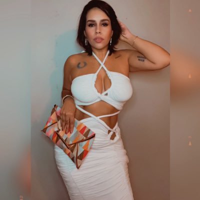 Half goddess half hell... 🇵🇷🇨🇴