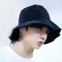 🐰 JK 🥕˳✧༚ 7 ✿ S 𝒆 𝒗 𝒆 n ♡ 7 εїз (@ruxky11) 's Twitter Profile