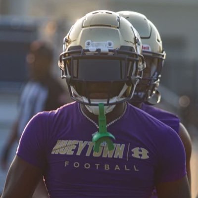 Hueytown High School💜⚔️• C/o 2024🎓• 3.91 GPA📚• 6’0 Dual Sport Ath • OF⚾️ LB🏈 • Email: jacob4h30@gmail.com