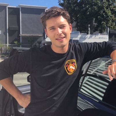 TARLOS🤎💚                                                                                           
Carlos Tomás Reyes🚓 Tyler Kennedy Strand🚒🚑