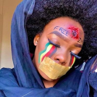 ItsThuhrose's profile picture. 🇿🇼🇿🇦🇨🇦
|The New Normal °°°|🐾*
°°°Girl With Dreams Money Can't Buy. *Software EngineeringGeeks*Lady Coder*🖥️

its_Thuhrose🌹