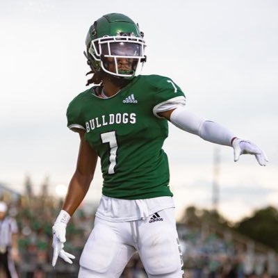 ‘24 |Melbourne High School|6’1|155 lbs|Wr/Db🏈| Pg/Sg 🏀| 3.2 gpa |