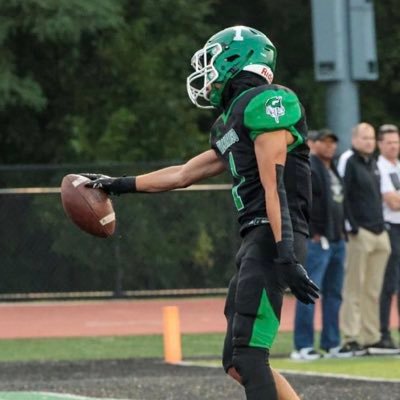 WR/ATH-c/o “24” Valparaiso High School IN/2022 5a State Champs/ weight-160lbs/ Height -5’11/4.6 laser 40 time) 220 bench/320 squat/260clean (219-265-1043)