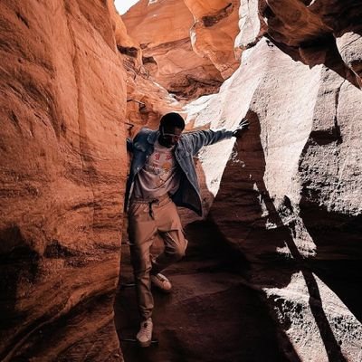 Not your regular guy
Follow for follow, Artificial intelligence, political and nature enthusiast.
lover of sports