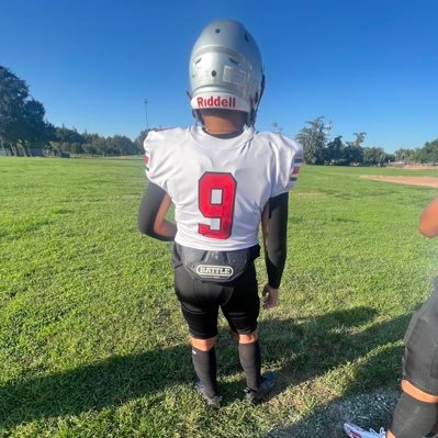 _DrewDown_'s profile picture. Student/Athlete. GPA: 3.6                   Football🏈 : LB/FB 🙏🏽God first / Brother to 5 🖐🏽 siblings! 🎓Lincoln High School  c/o 2024