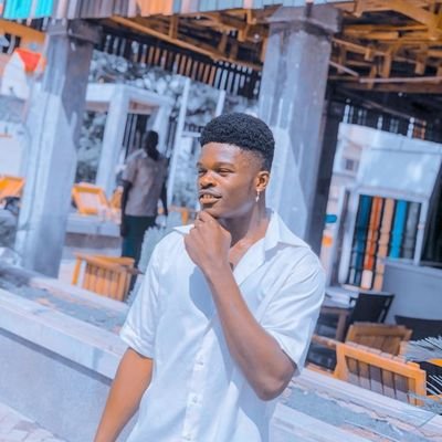 bobbylashly2611's profile picture. 🎨 Creating bold and colorful art that sparks joy and inspires imagination. Lover of nature, animals, and all things whimsical. Sharing my creative journey 🥰💯