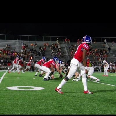 ELGIN IL LHS HIGHT 5.11 WEIGHT 140lb GPA 3.1 Football 🏈WR\LONG SNAPPER /CB5️⃣ VOLLEYBALL 🏐 OUTSIDE 5️⃣
