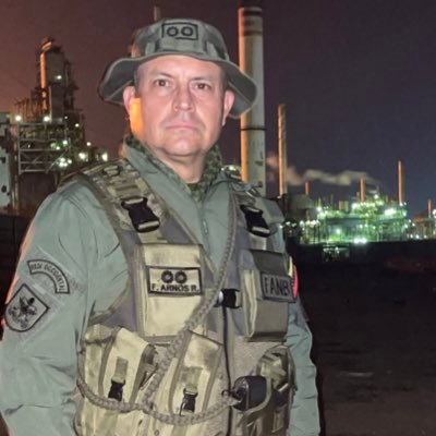 Comandante de la ZODI Falcón. SDT. Militar Activo, Chavista de Alma y Corazón. ¡Leales Siempre, Traidores Nunca…!