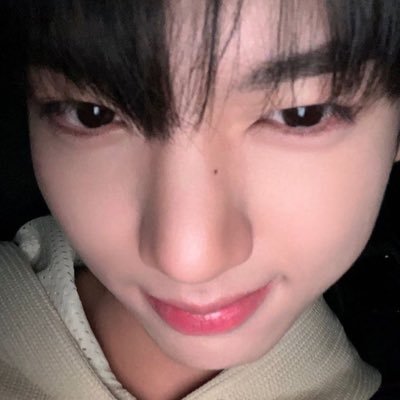 4wugi's profile picture. ᶻ 𝗓 𐰁 (⸝⸝ᴗ﹏ᴗ⸝⸝) 贴贴