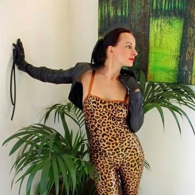 I'm looking for a good, honest truthful, Obident and understanding slave to own and collar 24/27 in the Bdsm lifestyle again BACKUP PAGE 👍