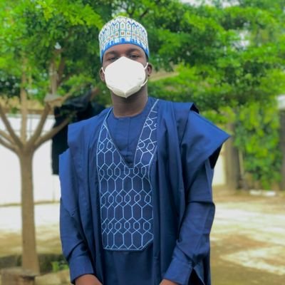 Allah's loyal servant 
Favorito😎 
muslim👳🏽‍♀️
verified Economist 👨🏽‍💼 of the 21st century