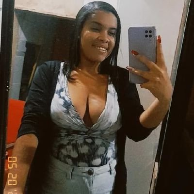 📌@Flamengo ⚫🔴⚪
📌 24 anos 🚫
📌 Carioca 🇧🇷🌴
📌 Casada ❤️👫
📌 Mamãe da Elloáh💜🤰