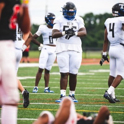 PCTI ’24 |football 🏈 |3 sport athlete| DT/RG- Versatile OL | 6’2|290| #56| Email 📧: elonynathan114@gmail.com