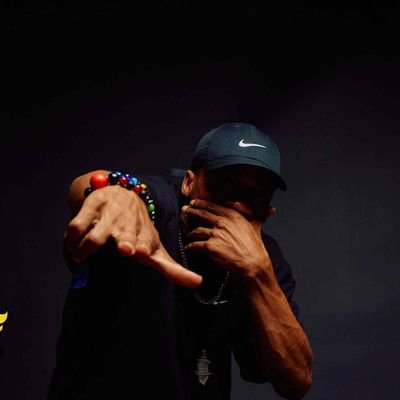 Leader | Motivator | Visionary | Bboy
Sharing mindset, habits & personal growth tips 📚
Follow for daily habits & motivation ✨
📖 SuperCents: Mindset