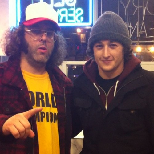 evanlise's profile picture. @Bodegacats_ blocked me for telling them what is and is not a bodega. Salmon is gross.