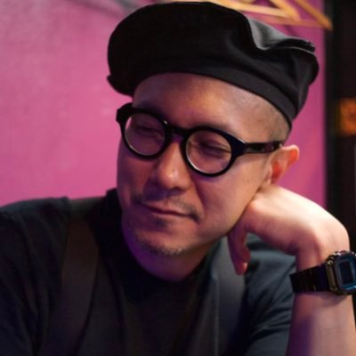 ira_machiou's profile picture. 「私」を溶かし、解く。一切の判断をしない時間。過去のどの時間にも属さない時。その時の流れで「私」を洗浄する。先入観を生み出す「私」中心のものの見方の集合体なんて ポイ捨て。二度とないたった今この瞬間に自由に向き合う。