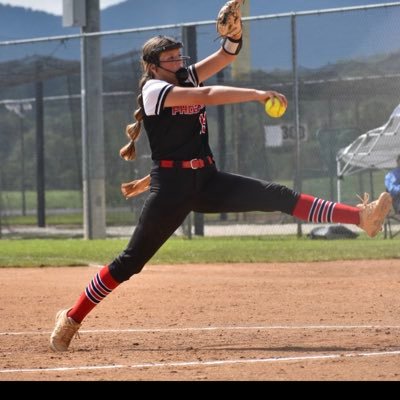 27’ 📍Richlands, Va/ RHP and OF/4.0 gpa/gmail-averi.fuller2027@gmail.com