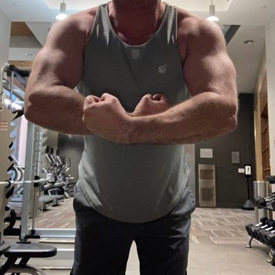 Tallmusclecash Profile Picture