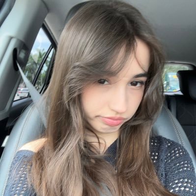 22 • twitch affiliate • variety streamer 🐇(tiktok 97k+) • @CreatorUgg ‘23 alumni 💌contact.ginna@gmail.com 🐇 https://t.co/aEeAQKHHuQ