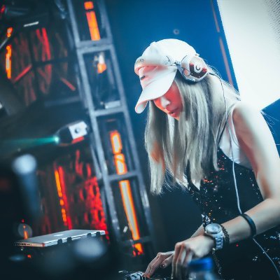 TxchnxMusic's profile picture. Luxuriöse Sounds und musikalische Atmosphäre auf hohem Niveau #techno